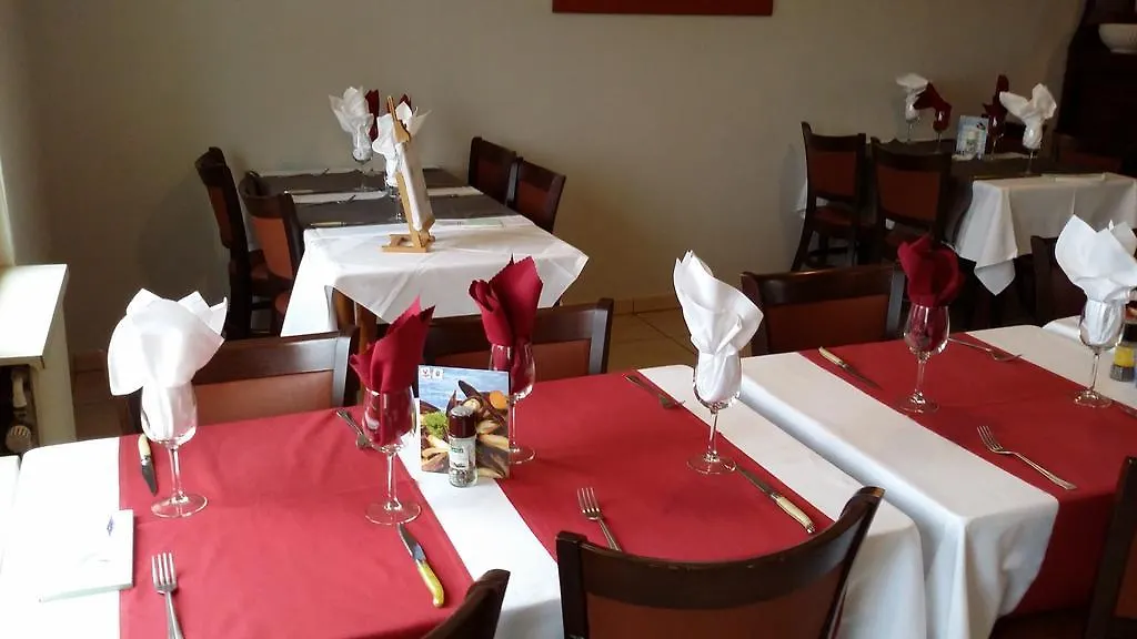 Hotel De Foetz 3*,  Luxemburgo